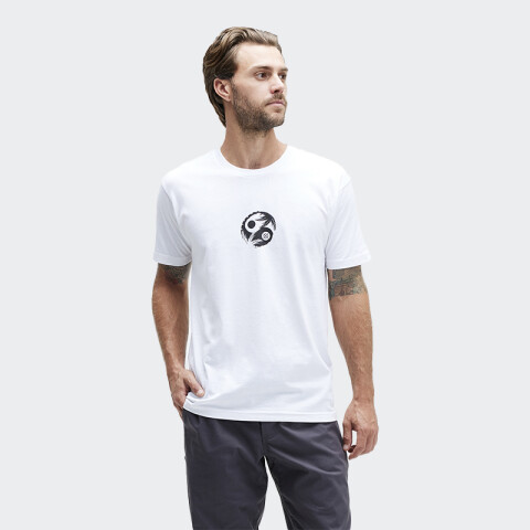 Remera Stance Opposites Blanco