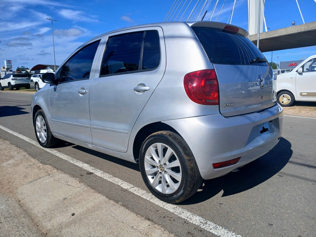 Volkswagen Fox Sport EXCELENTE ESTADO! | Permuta / Financia Volkswagen Fox Sport EXCELENTE ESTADO! | Permuta / Financia