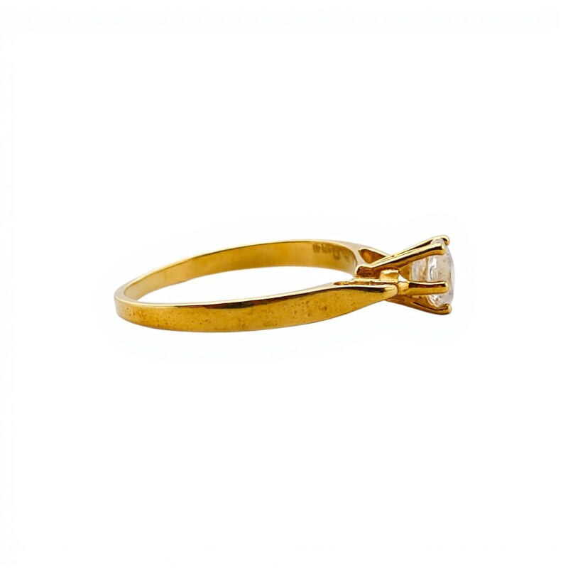 Anillo Solitario-Oro bajo-Piedra Zirconia-AN8064 conpiedra