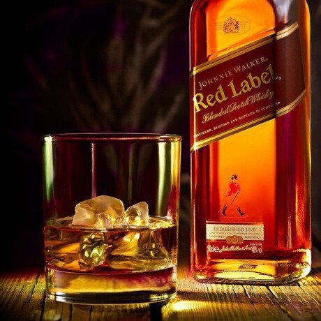 Whisky Johnnie Walker Red Label 1LT sin Estuche 001