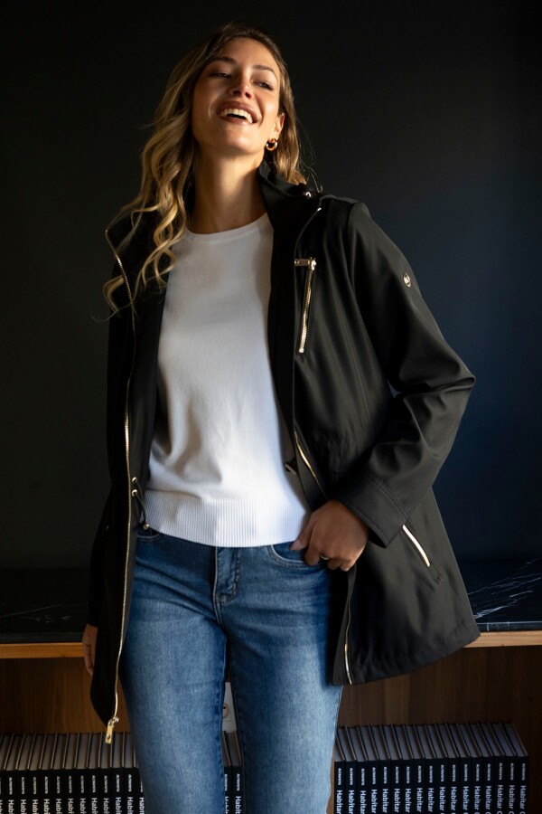 Campera Liviana Zips NEGRO