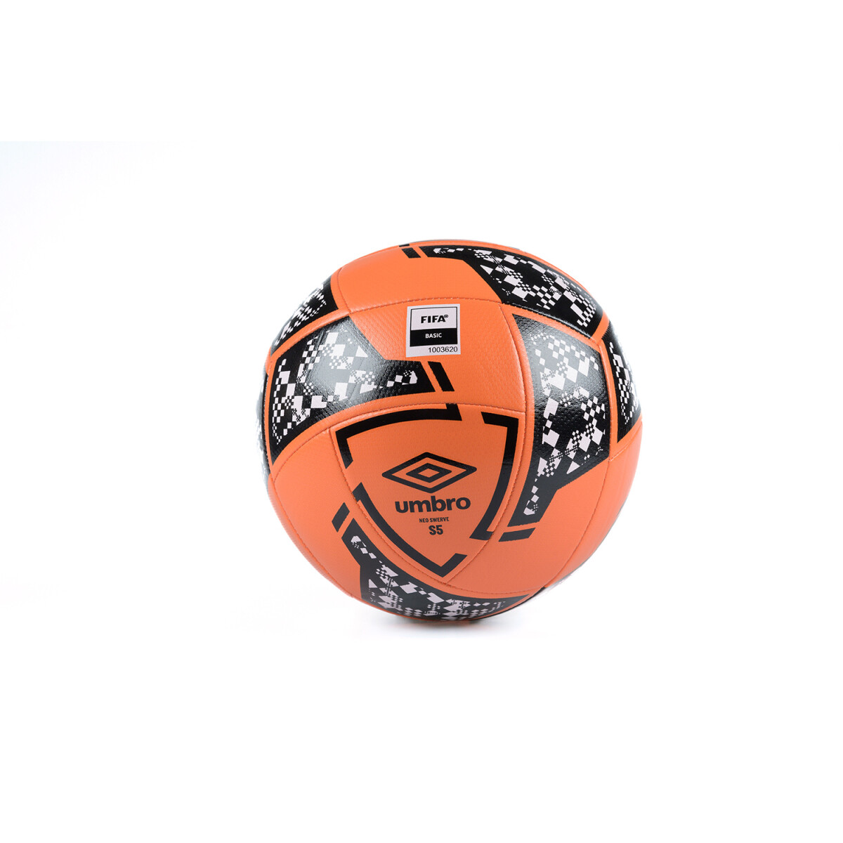 PELOTA NEO SWERVE Nº5 Umbro - 082 