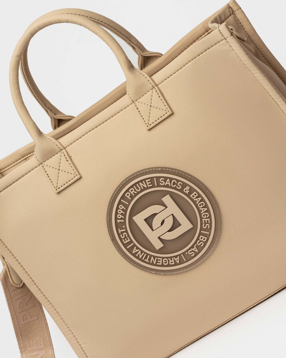 Cartera de mano Elena en nylon Vison