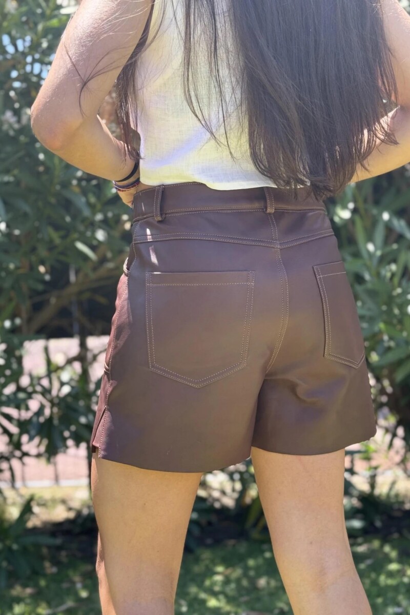 SHORT COURO SS25 Chocolate
