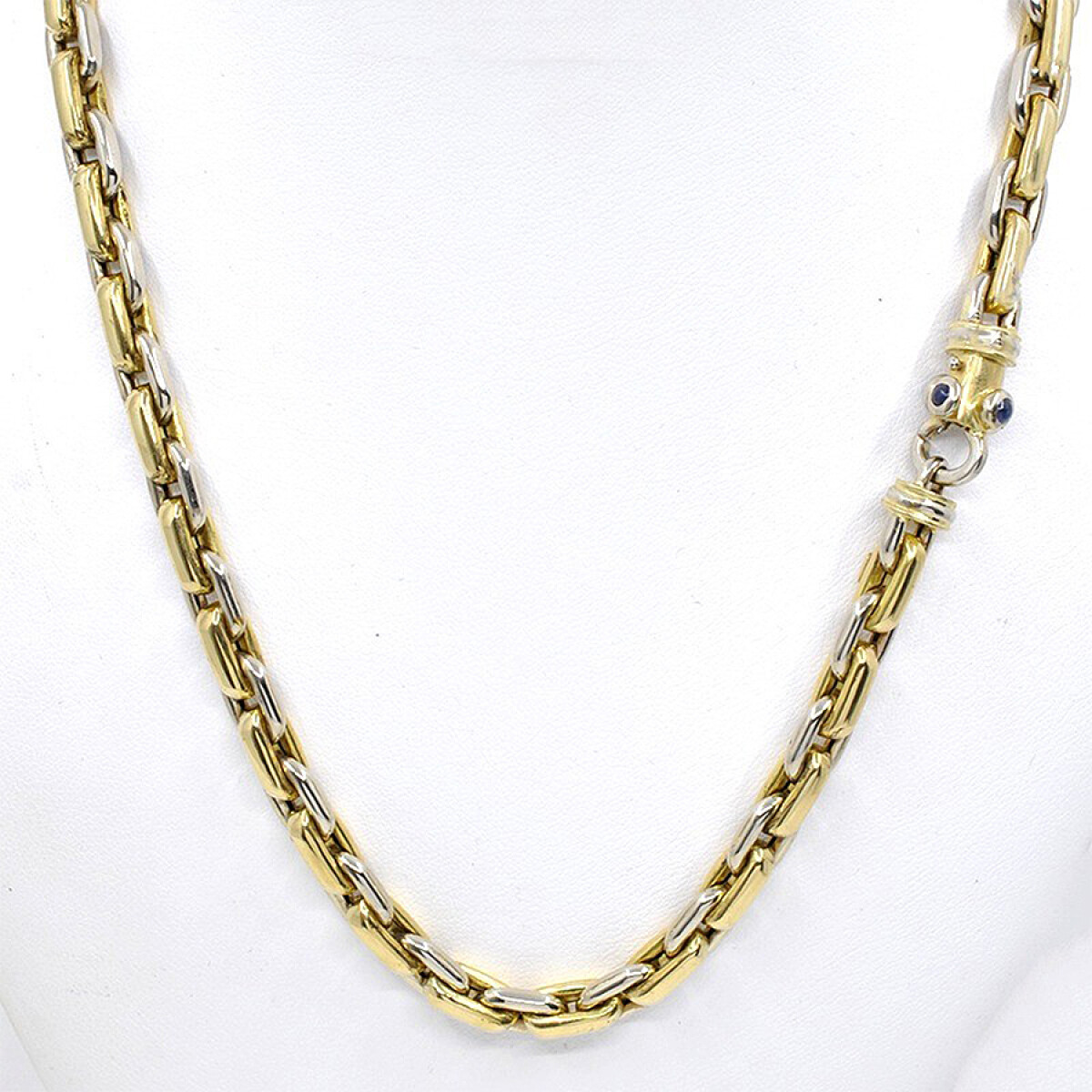 Cadena en Oro 18 K De 2 Colores, Broche Con Zafiros 