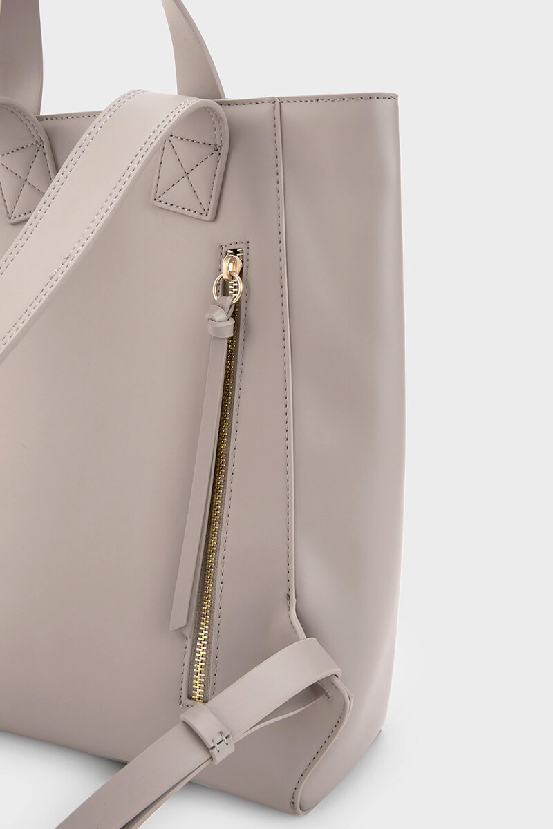 MOCHILA Gris