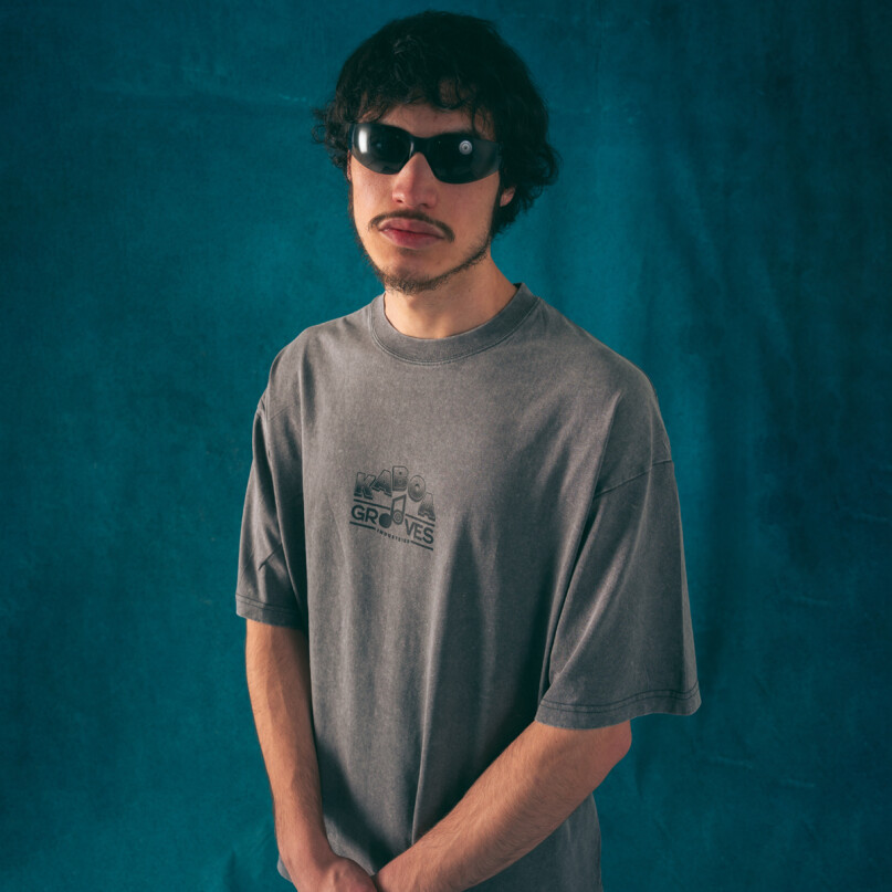 REMERA OVERSIZE - KABOA GROOVES REMERA OVERSIZE - KABOA GROOVES