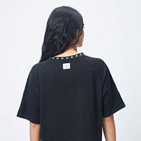 REMERA MULIA Negro