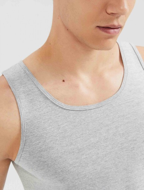 MUSCULOSA BÁSICA MASCULINA GRIS