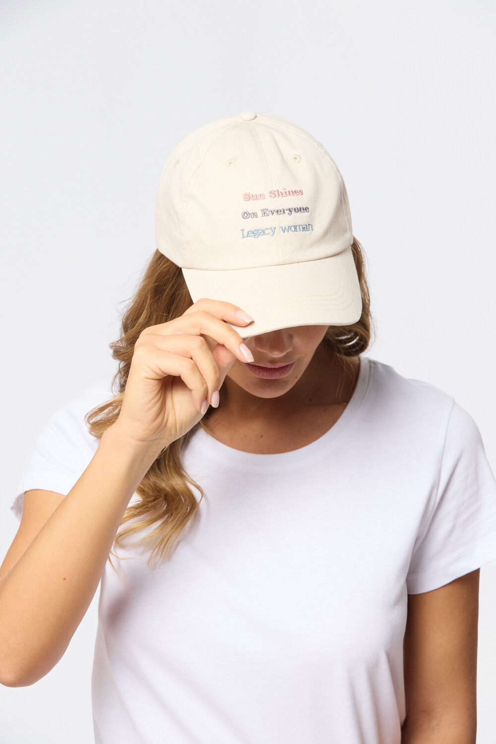 GORRO CON VISERA DE LONA Beige