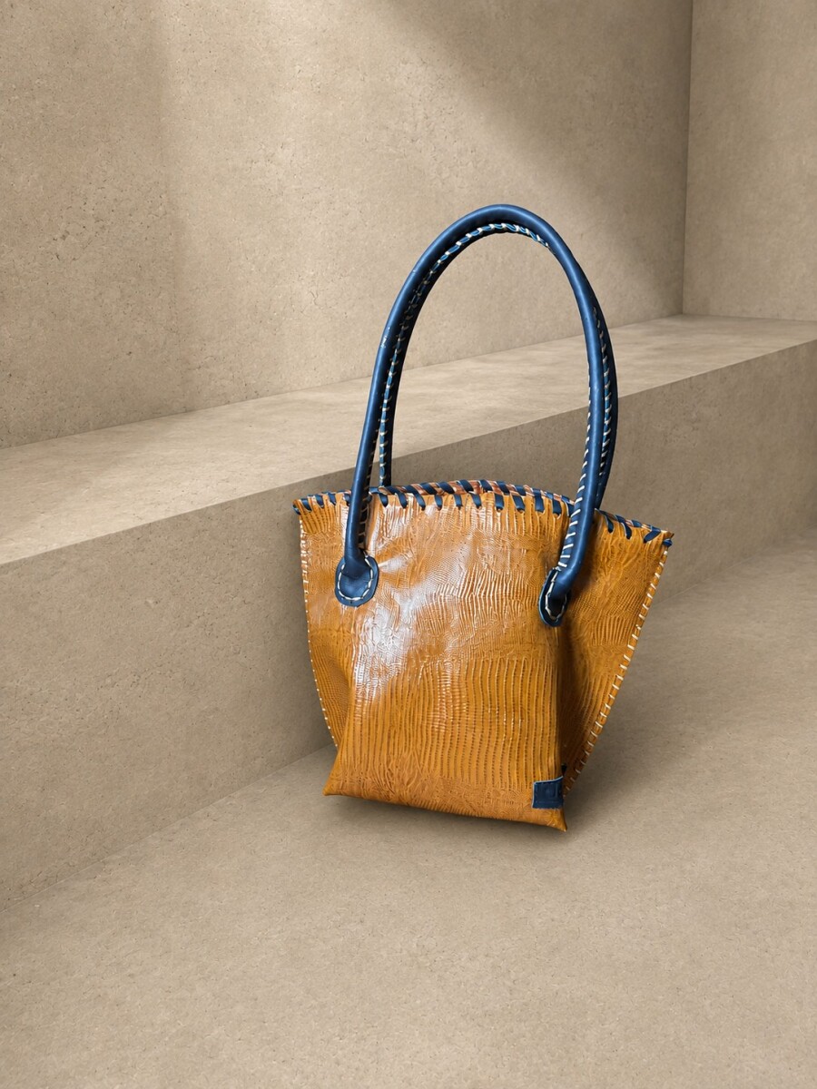 Medium All Season Bag - Camel / Azul 