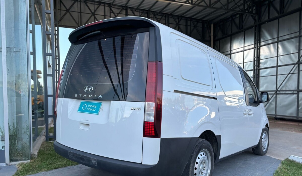 Hyundai H1 Staria Furgon 2.2 Diesel - 2022 Hyundai H1 Staria Furgon 2.2 Diesel - 2022