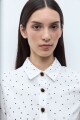 Blusa lunares cuello camisa crudo