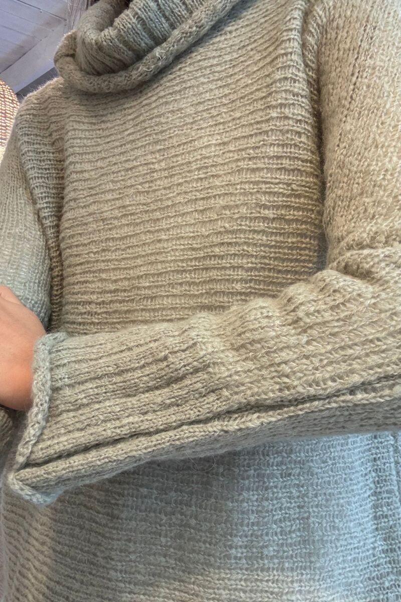 Buzo cuello de lana Gris claro