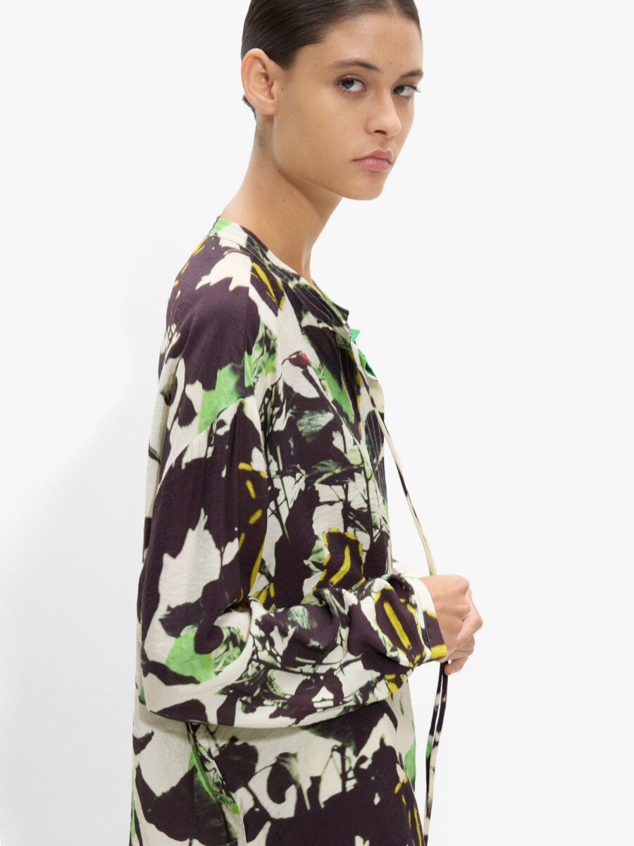 Blusa Fluida Estampada multicolor
