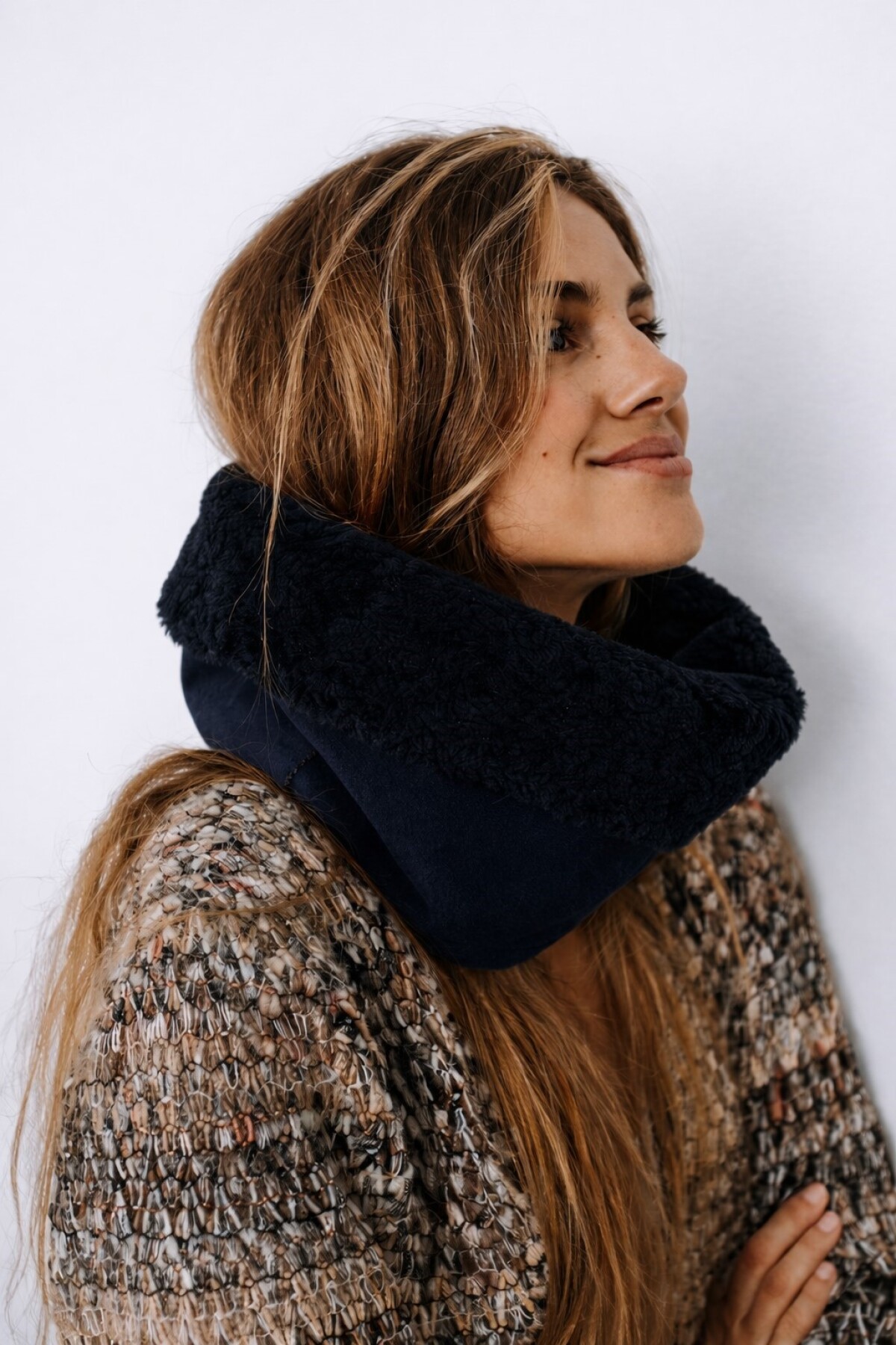 Simple Warm Neck Azul Marino