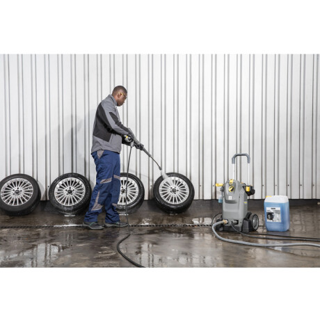 HIDROLAVADORA 3100W 30-150BAR HD6/15M PLUS KARCHER AGUA FRIA ++ N/a