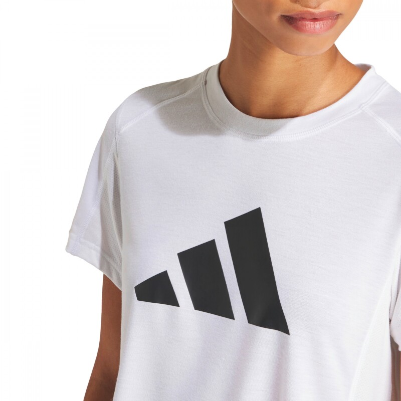 Camiseta Tr-Essentials Logo de Mujer Blanco