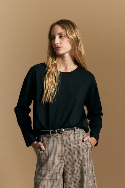 REMERA GRANT Negro