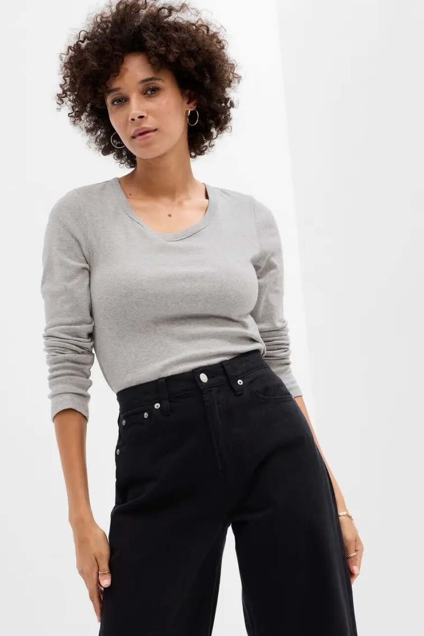 Remera Básica Manga Larga Mujer B08