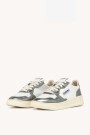ZAPATILLA MEDALIST LOW Plata
