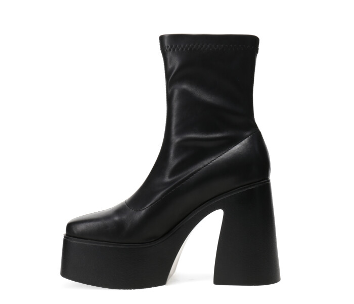 Bota BIRGI con plataforma y material elastizado Black