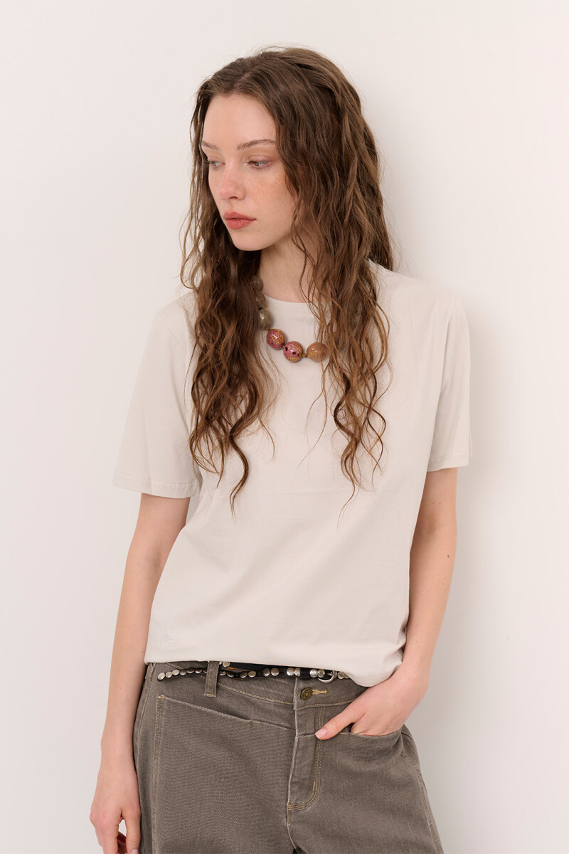 REMERA CLASSIC NEUTRO