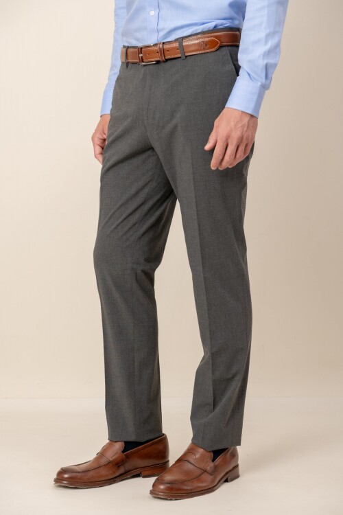 Pantalón Custom Fit Rennie Gris