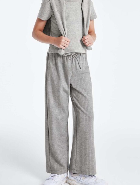 PANTALONES DE PIERNA ANCHA A RAYAS GRIS