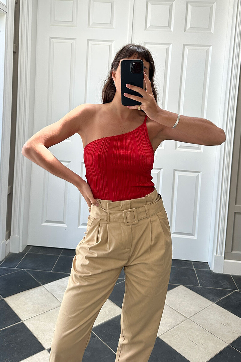Alma Red