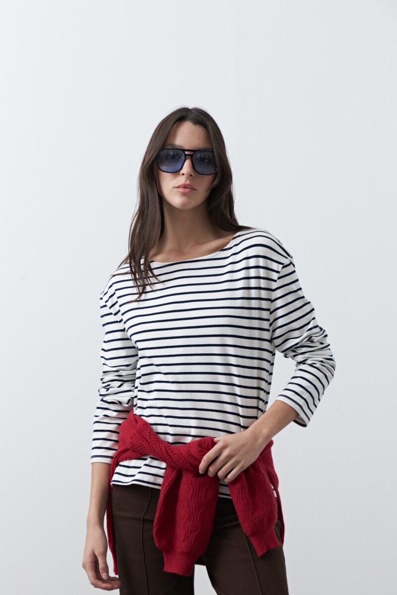 REMERA CHILA Azul Marino