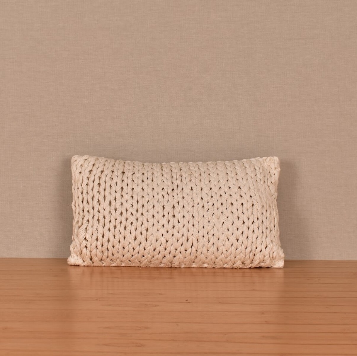Almohadón Deco Tejido 30 x 50 - Doble Punto Merino Crudo 