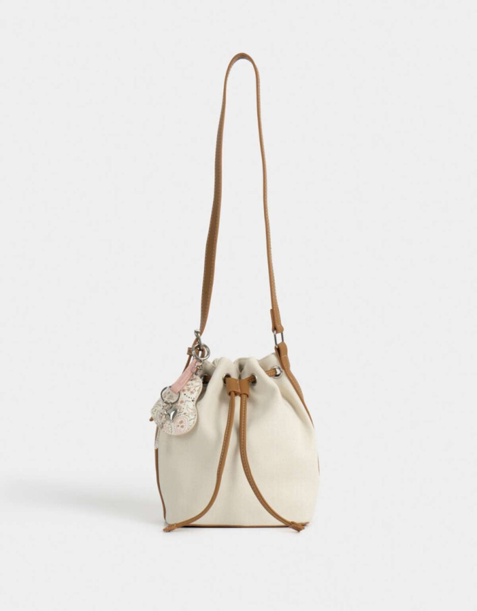 Cartera Saca Con Charm - Blanco Crudo 