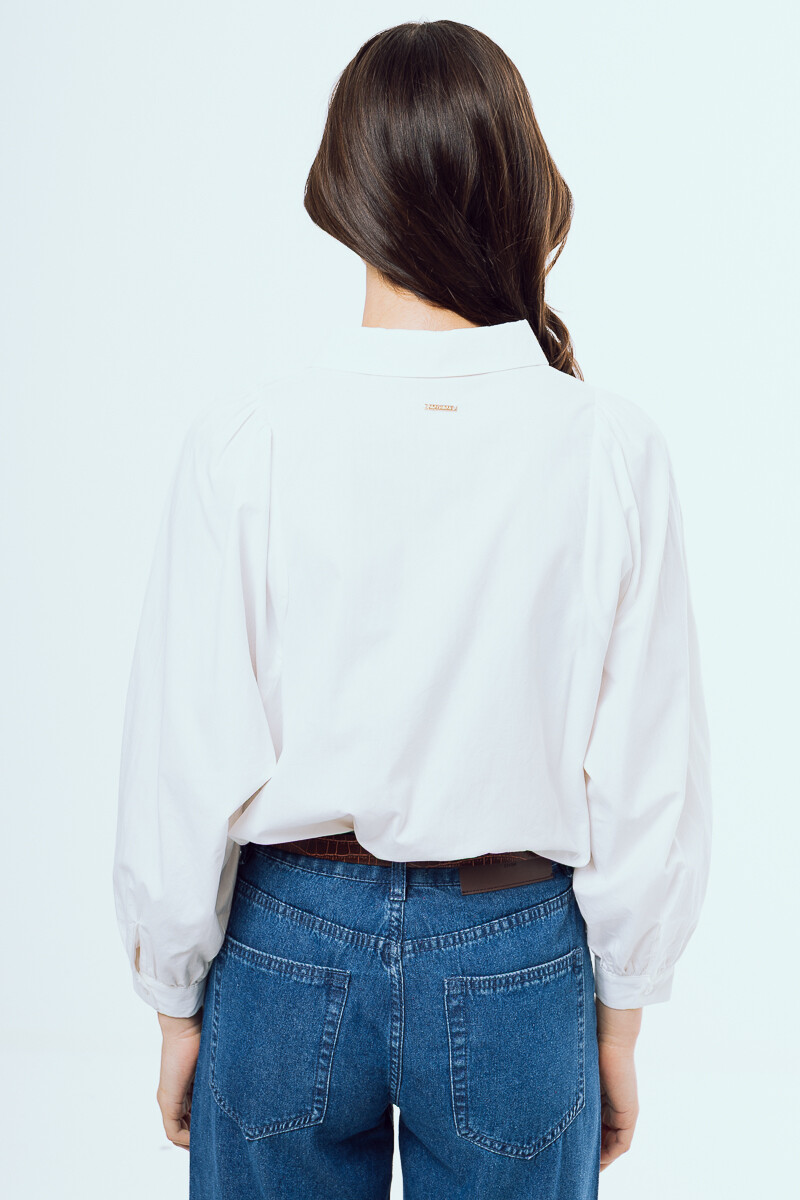 Mirca White