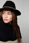 Sombrero de lana con cadena negro