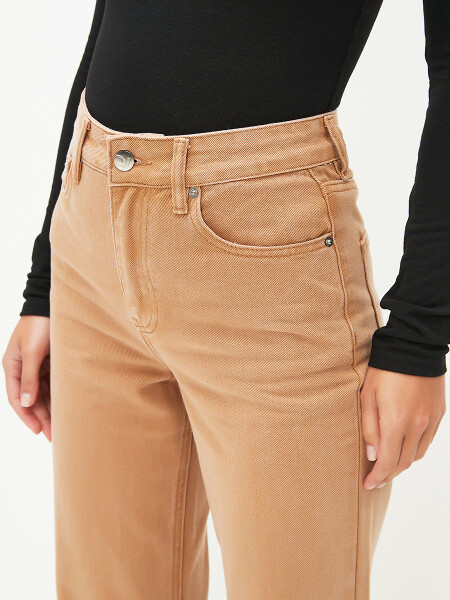 JEAN CLARA BEIGE OSCURO