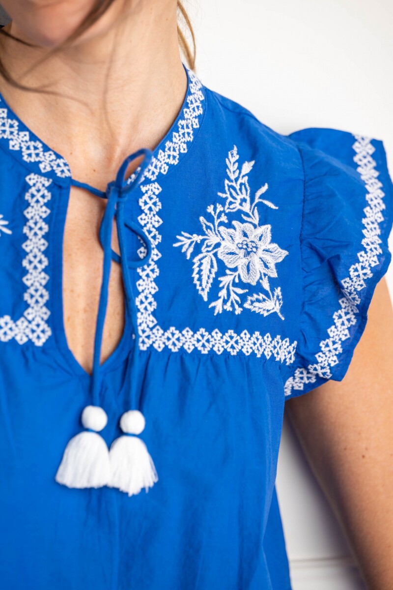 Blusa Bordado Azul Francia