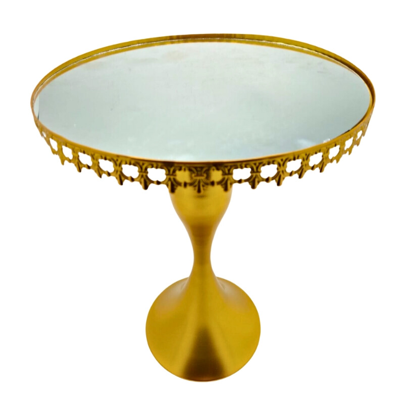 Soporte de Torta Dorado 30 x37 CM Soporte de Torta Dorado 30 x37 CM