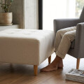 Puff tela y patas de madera Lino beige