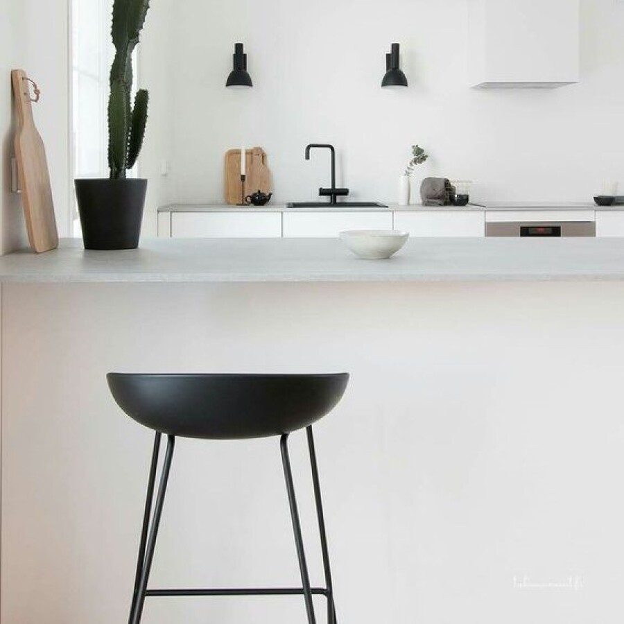 Banqueta Mediana HAY Black