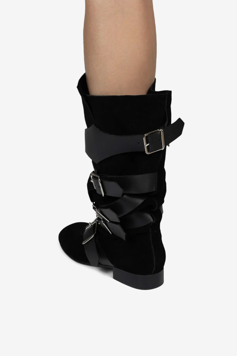 BOTA FASTENED Negro