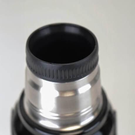 Termo Stitch 1400ml Negro