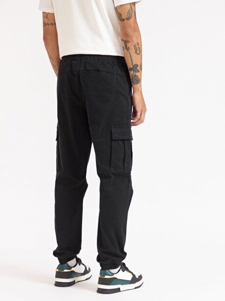 PANTALON CARGO SALTA NEGRO