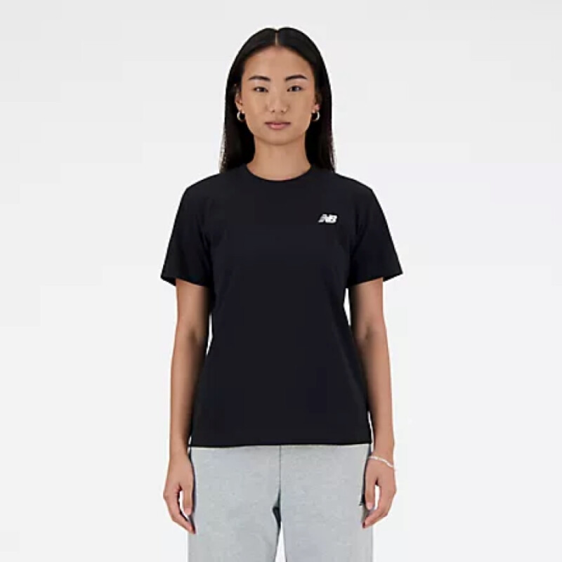 Remera New Balance SMALL LOGO de Mujer - WT41509BK Negro