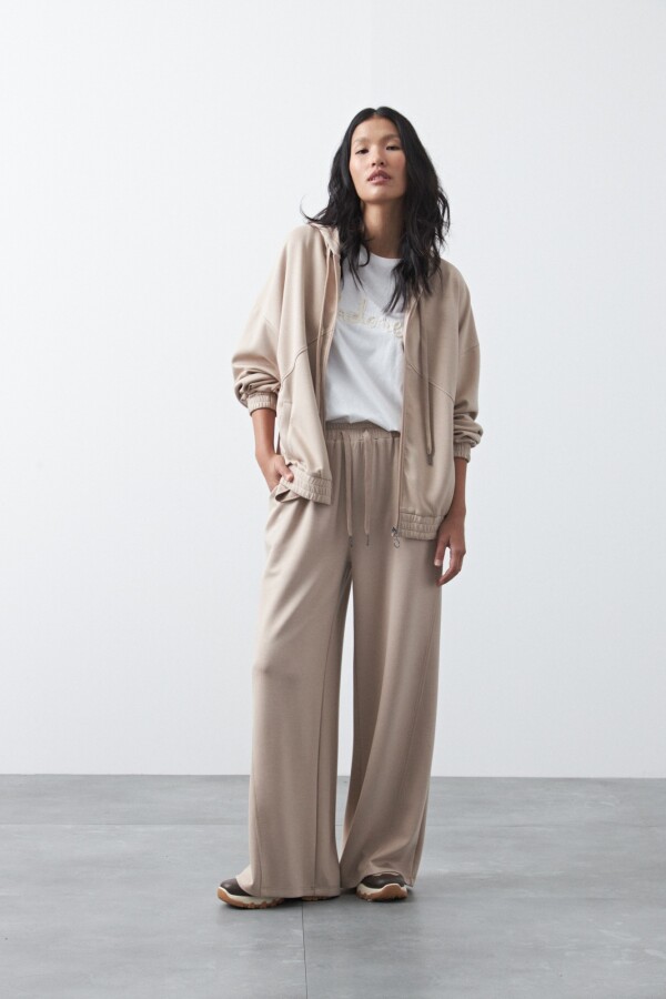 BABUCHA ALBERTA Arena