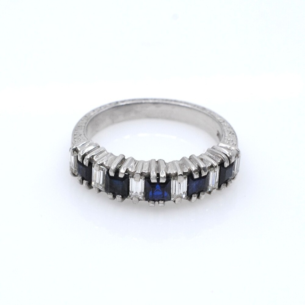 Anillo Oro Blanco 18K Con Brillantes Y Zafiros Anillo Oro Blanco 18K Con Brillantes Y Zafiros