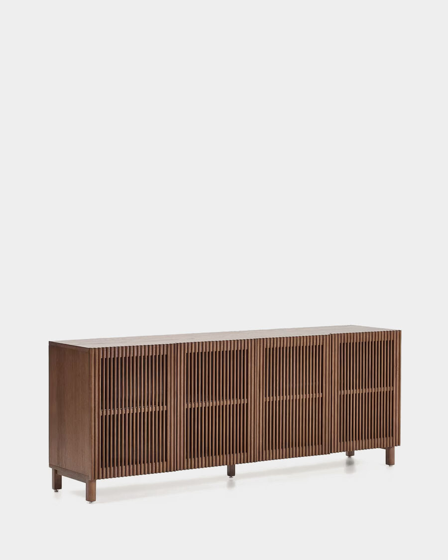 Aparador Beyla 4 puertas de chapa y madera maciza de fresno con acabado tono nogal 180 x 71,5 cm Aparador Beyla 4 puertas de chapa y madera maciza de fresno con acabado tono nogal 180 x 71,5 cm