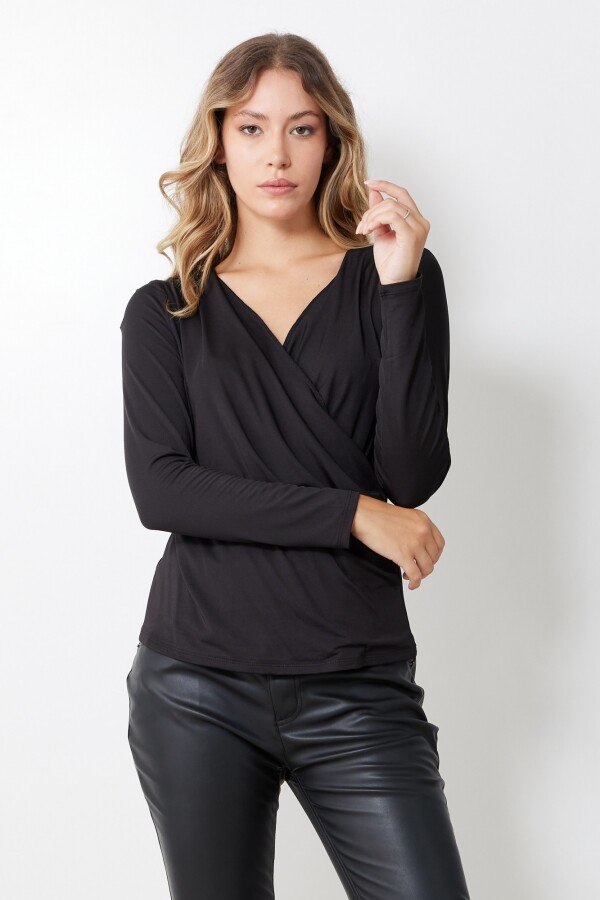 Blusa Cruzada NEGRO