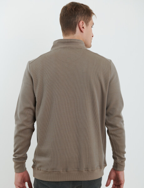470919 REMERA HARRY Tostado