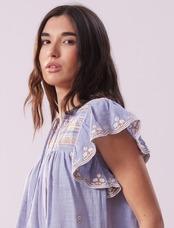 Blusa Bordada CELESTE